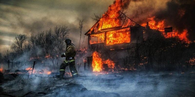 В СЛУЧАЕ ВОЗНИКНОВЕНИЯ ПОЖАРА ЗВОНИТЕ ПО ТЕЛЕФОНУ «101».