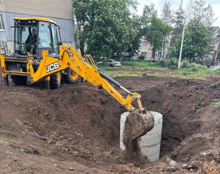 Специалисты ликвидировали более 20 порывов на водопроводных сетях в Харцызске. Специалисты ликвидировали более 20 порывов на водопроводных сетях в Харцызске.
